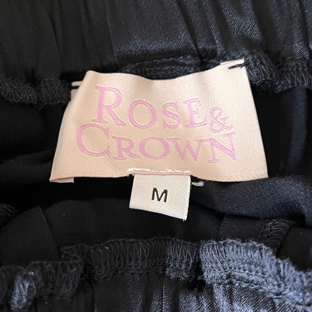 Black Satin Cargo Joggers - Women - Picture 4 of 6